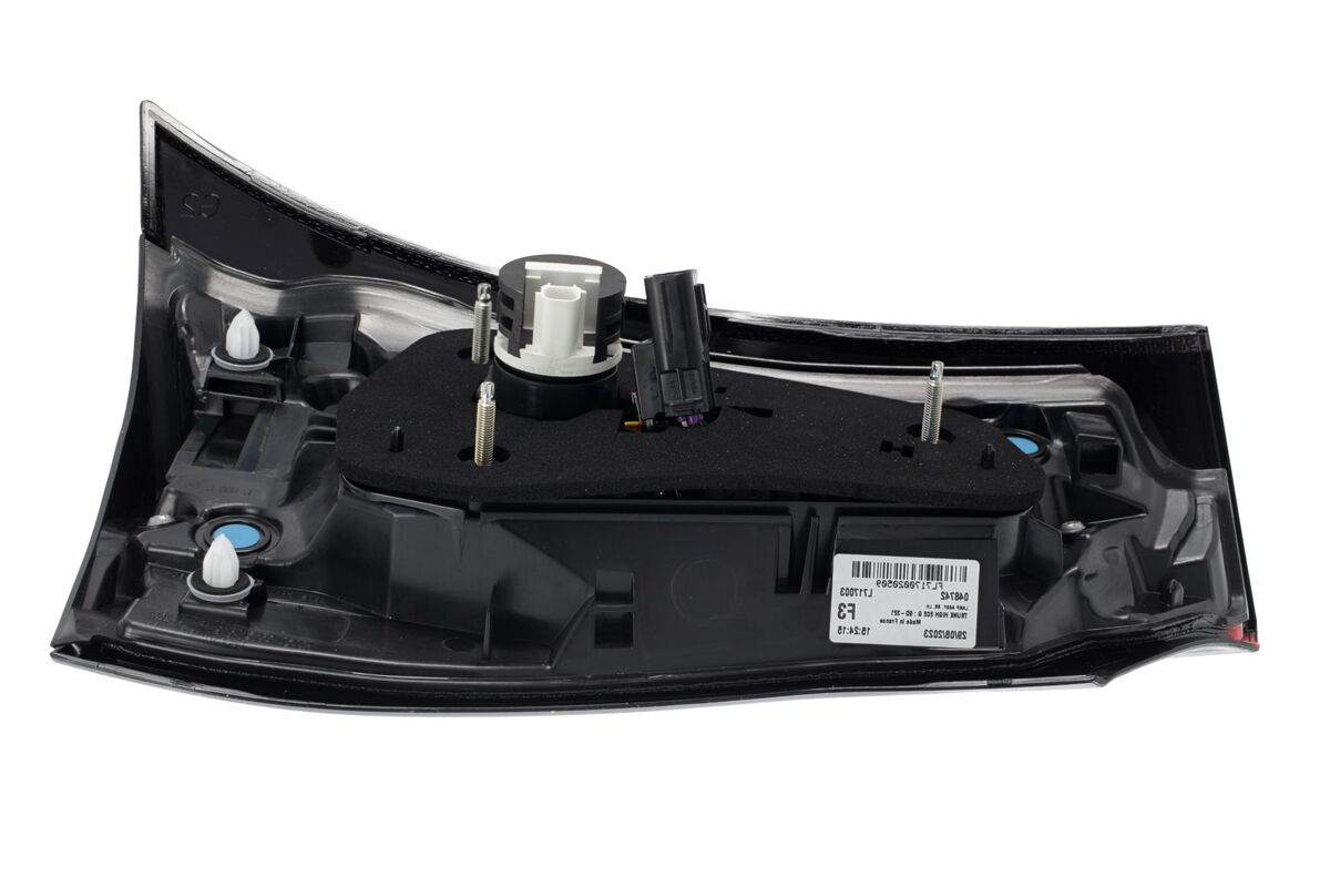 FA TOYOTA YARIS TRUNK HIGH LHD R